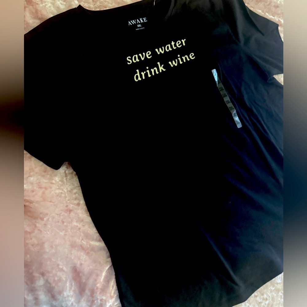 💥Whimsical Wine Black Graphic Tee XXL